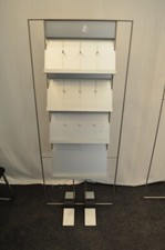 Prospektständer, 4 Lagen